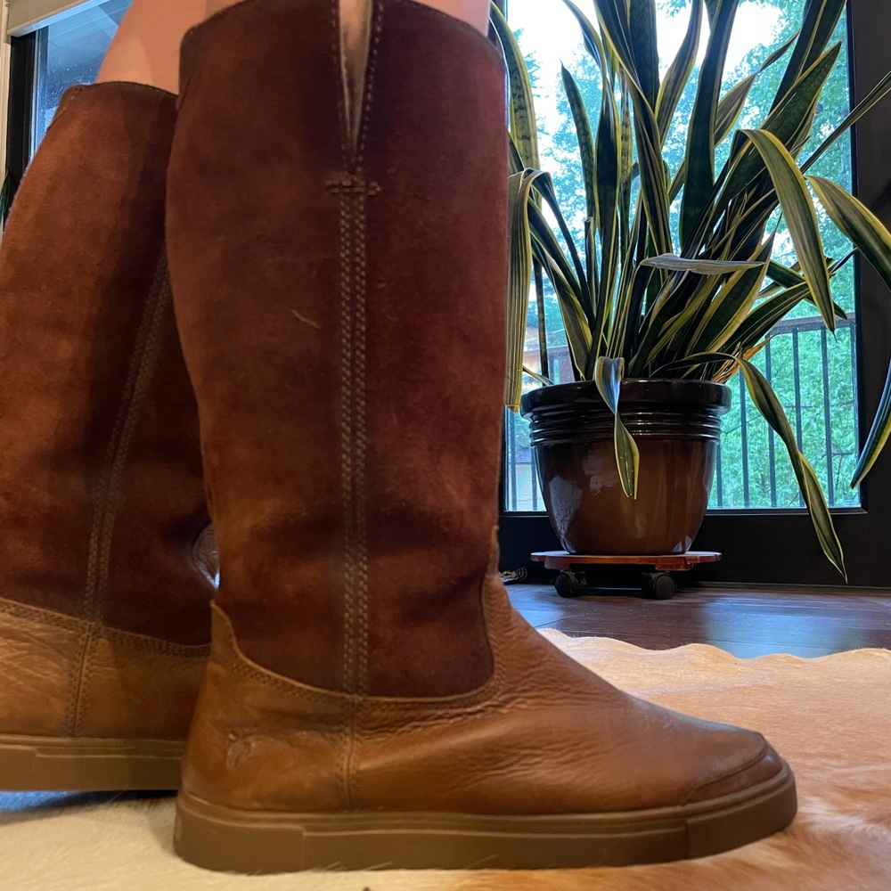 FRYE Fur Lined Tall Leather Boots size 8